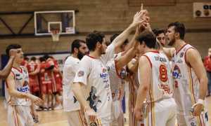 oleggio magic basket squadra mani