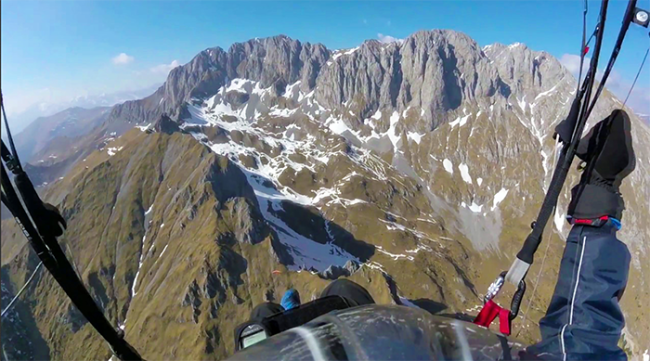 parapendio vista montagne