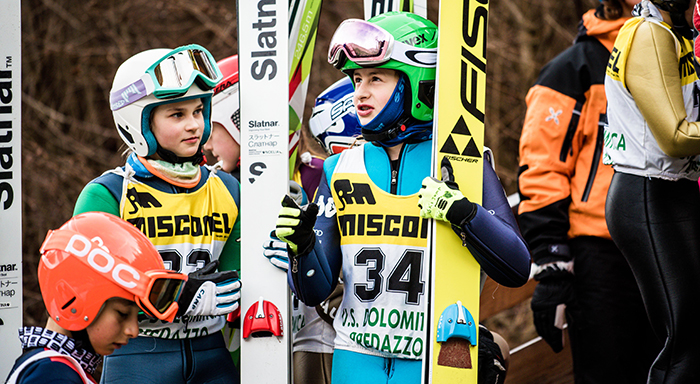 Salto con gli sci: medaglie d'argento e di bronzo per Samuele e Camilla Comazzi