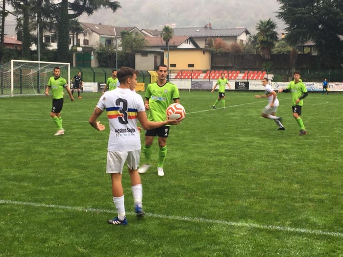 Il Verbania prova a sgambettare il Savona