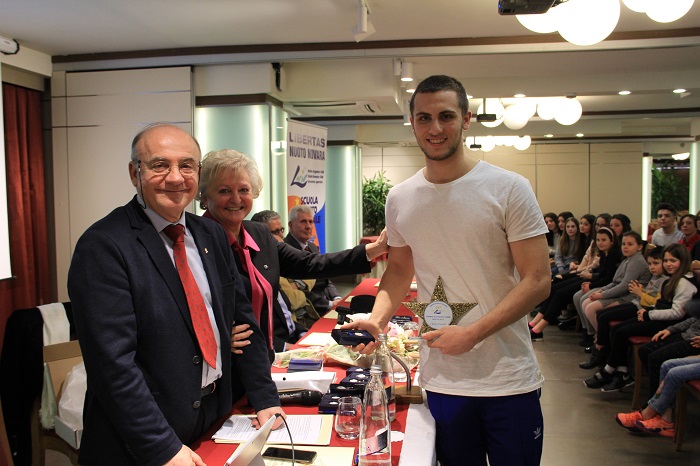 Serata di gala per i 40 anni di attività della Libertas Nuoto Novara