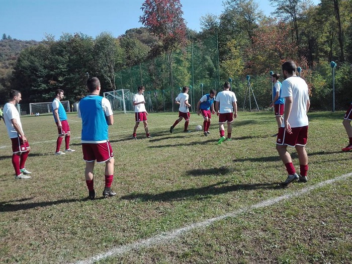 Comignago solo in vetta in Seconda. E' 2-2 tra Riviera d'Orta e Varzese