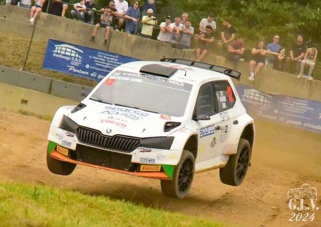 f9ac72a9 9b67 3282 75b8 91ab626b27a7