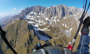 parapendio vista montagne