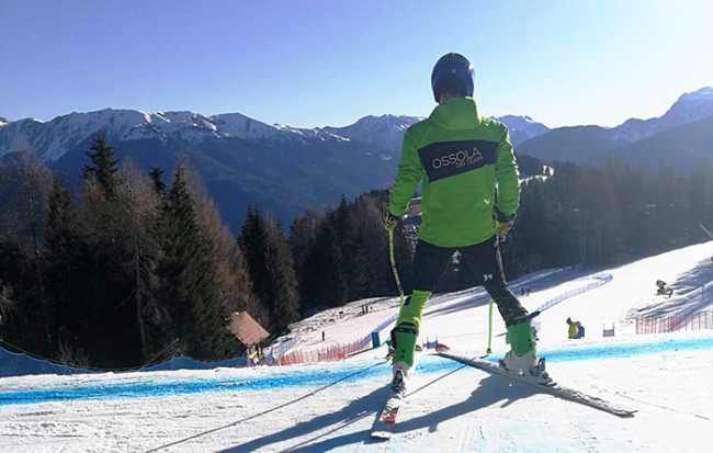 sci sciatore spalle generica gare