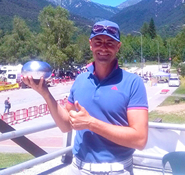 b golf vincitore
